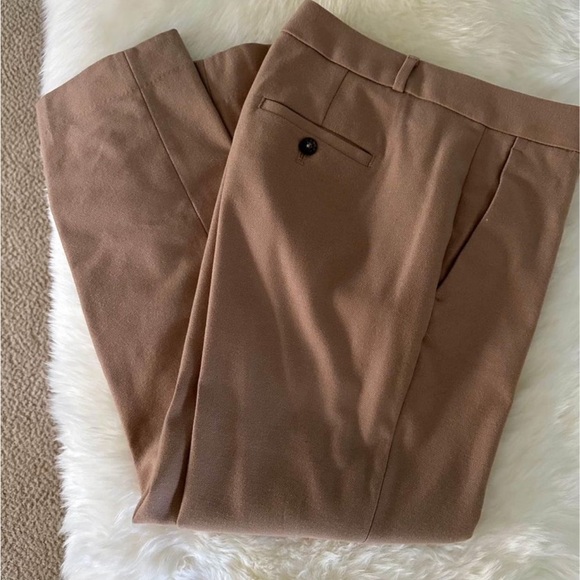 Banana Republic Women’s Wool pants - Picture 2 of 5